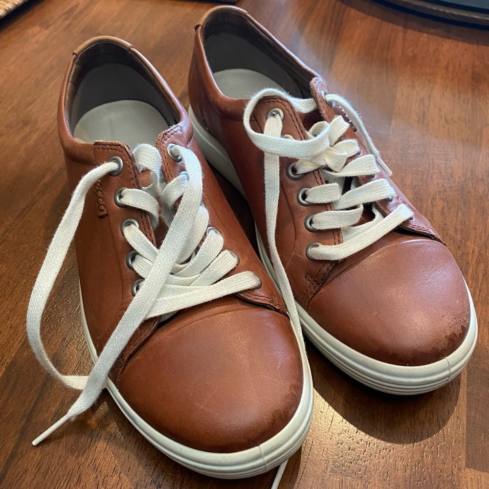 Ecco Leather Sneakers